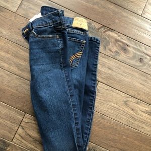 Skinny jeans size 23 by 31